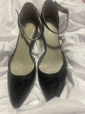 Laura Scott Black Pointed-Toe Ankle-Strap Heels